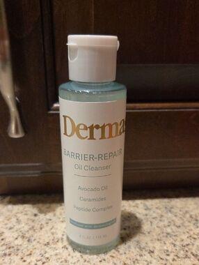 Dermasil Barrier-Repair Oil Cleanser